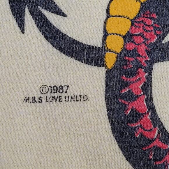 Vintage 1987 Fire Breathing Red Dragon Sweatshirt Womens M/L 20x23 Cropped USA - Picture 14 of 14